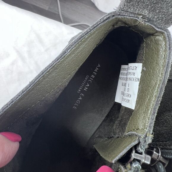 American Eagle Ankle Booties Womens 8M Western Pointed Toe Grey Embroidered Zip - Picture 6 of 11